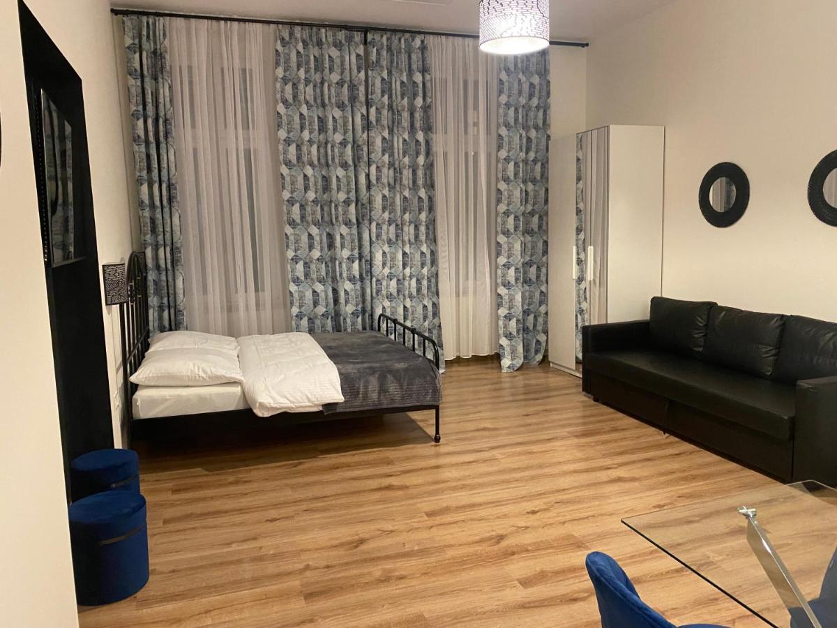 Apartamenty Mikubo Wrocław Exteriör bild