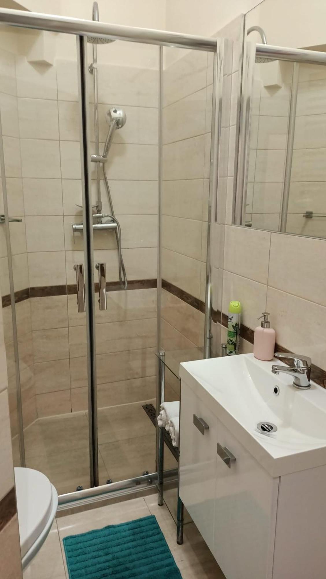Apartamenty Mikubo Wrocław Rum bild