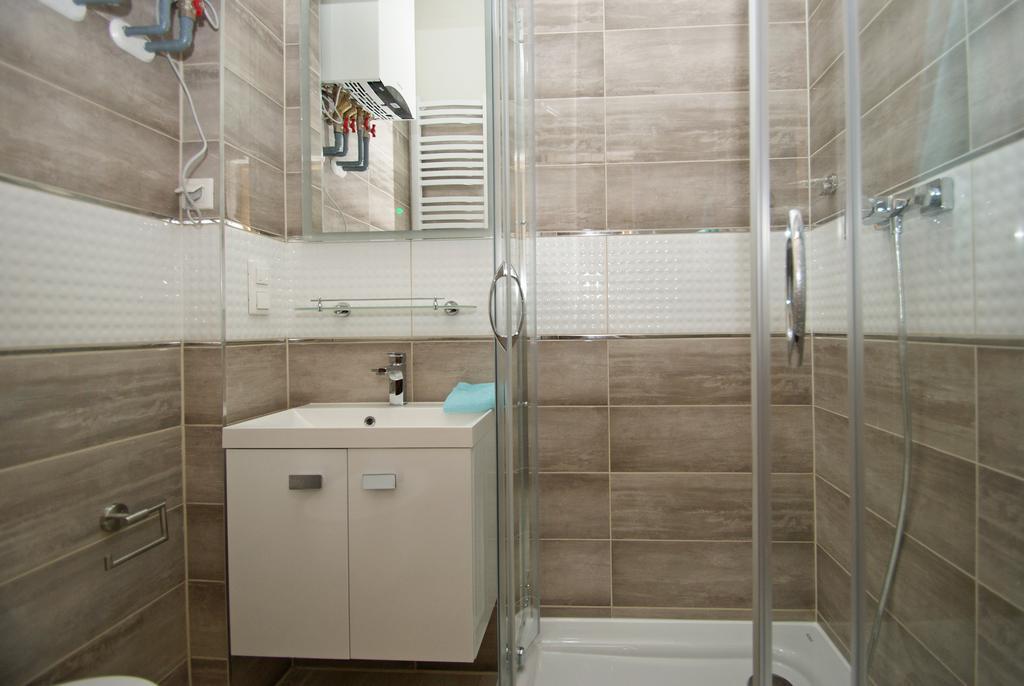 Apartamenty Mikubo Wrocław Exteriör bild