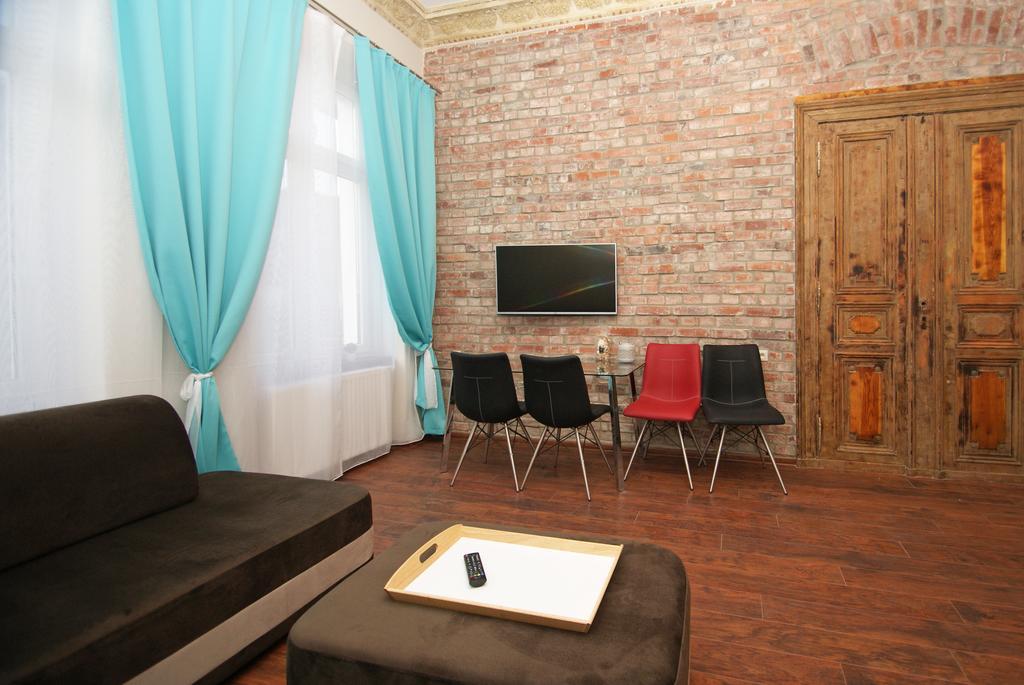 Apartamenty Mikubo Wrocław Exteriör bild