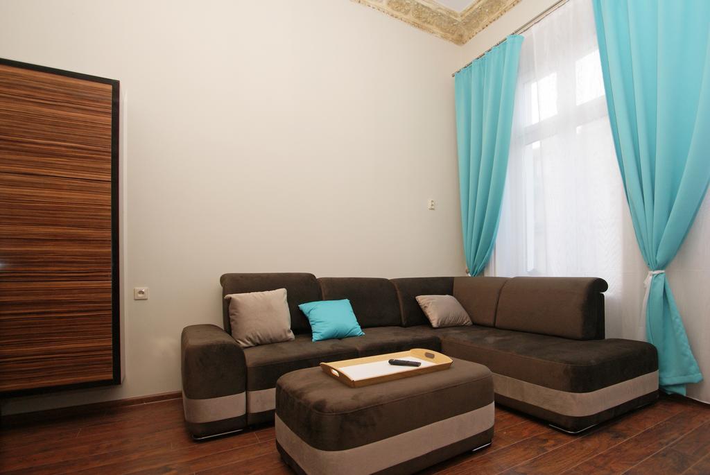 Apartamenty Mikubo Wrocław Exteriör bild