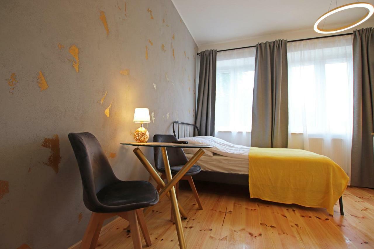 Apartamenty Mikubo Wrocław Exteriör bild