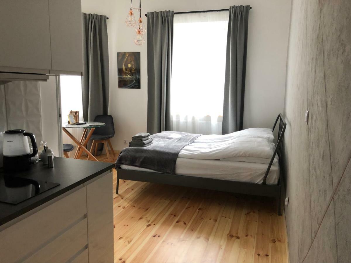 Apartamenty Mikubo Wrocław Exteriör bild